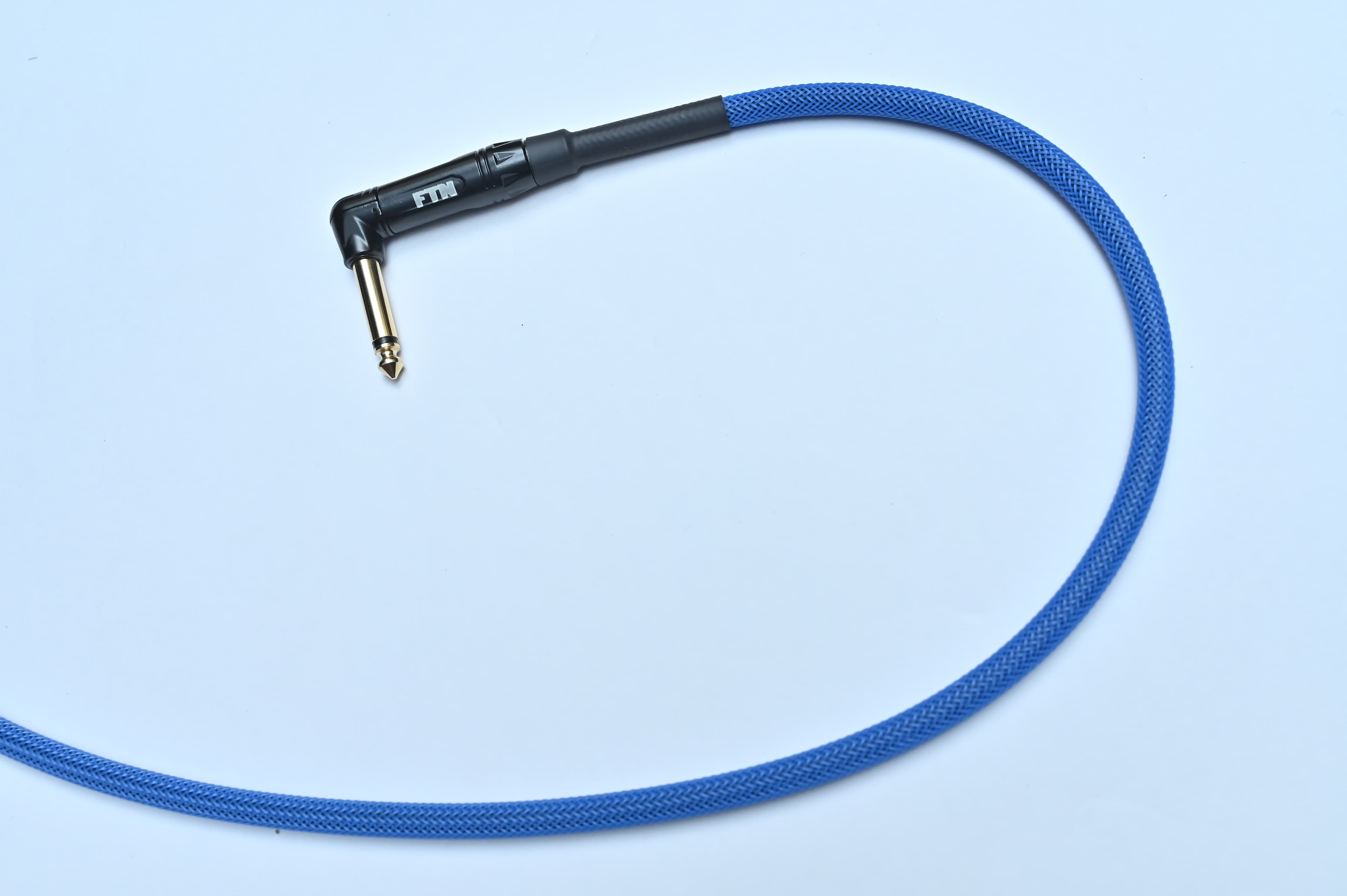 Instrument Cable/Guitar Cable - 5 meter / 15.5 feet